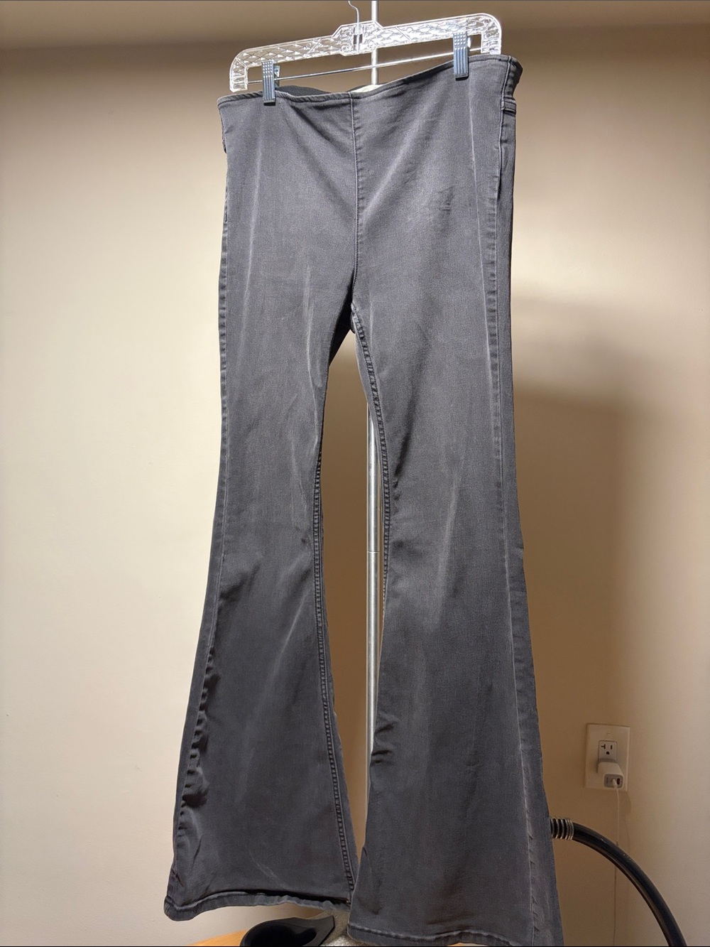 We The Free - Penny Pull-On Flare Jeans 31